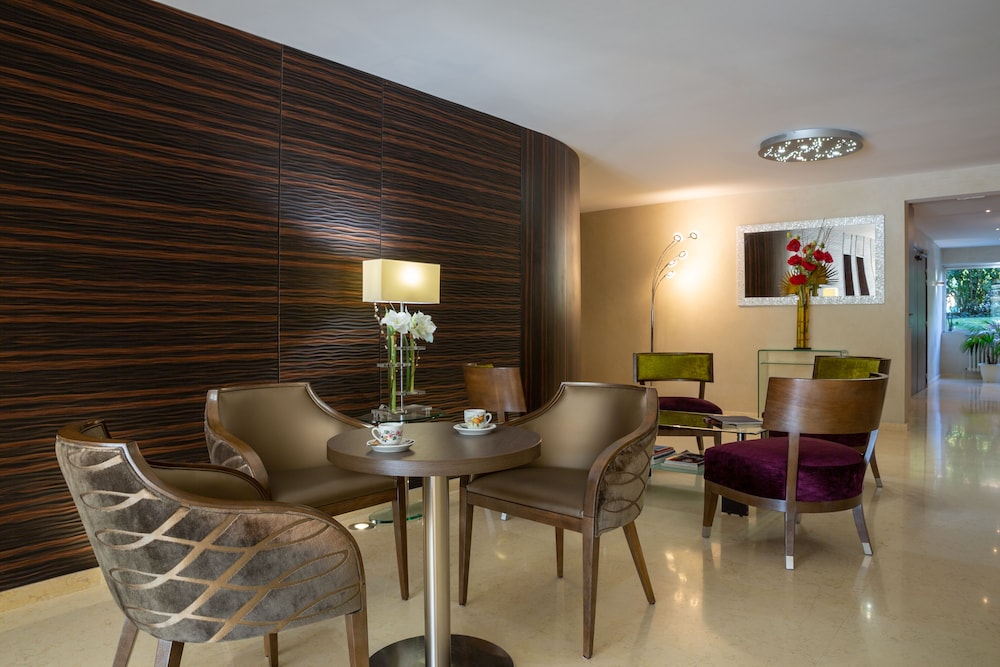 hotel les trois roses grenoble meylan