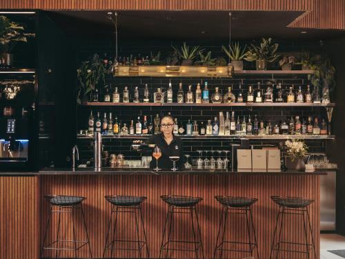 drawing hotel