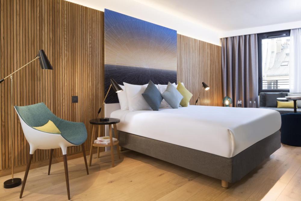 drawing hotel