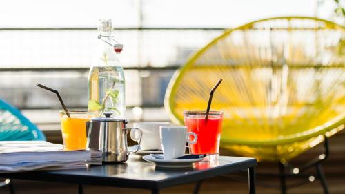 the people paris belleville ex les piaules hostel