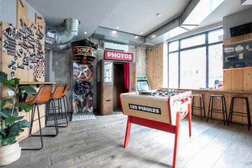 the people paris belleville ex les piaules hostel