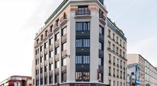 the people paris belleville ex les piaules hostel