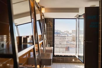 the people paris belleville ex les piaules hostel