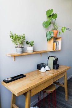 the people paris belleville ex les piaules hostel