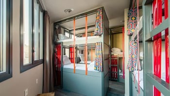 the people paris belleville ex les piaules hostel