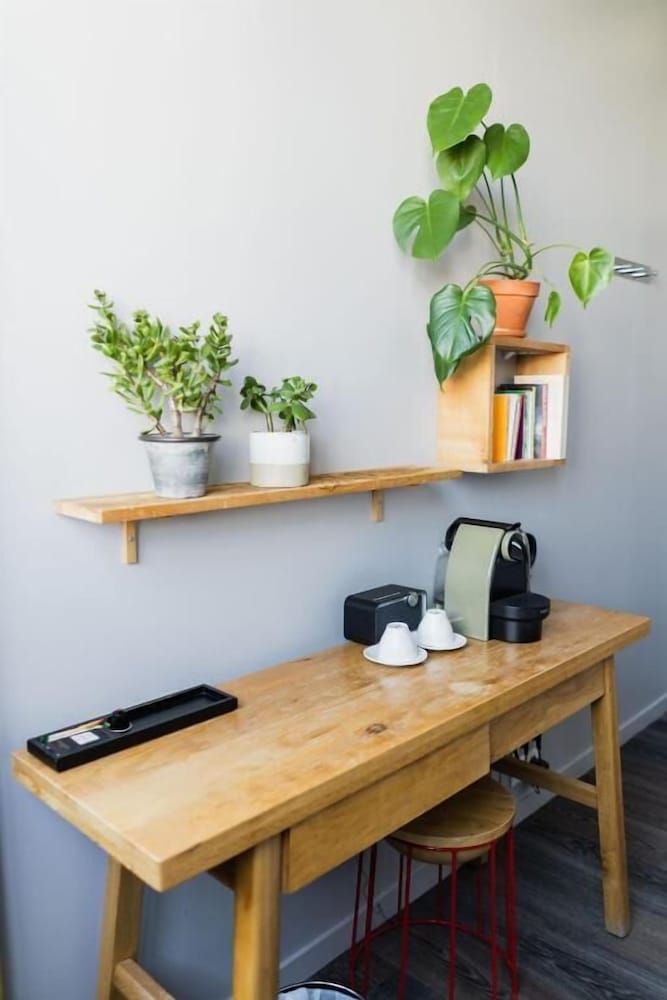 the people paris belleville ex les piaules hostel