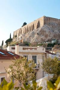 ava hotel and suites