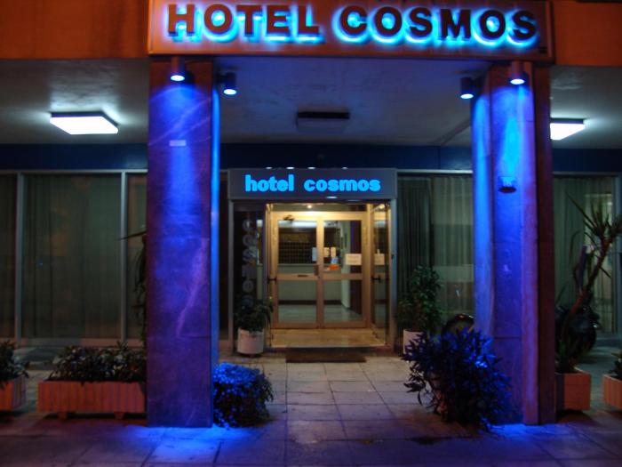 hotel cosmos
