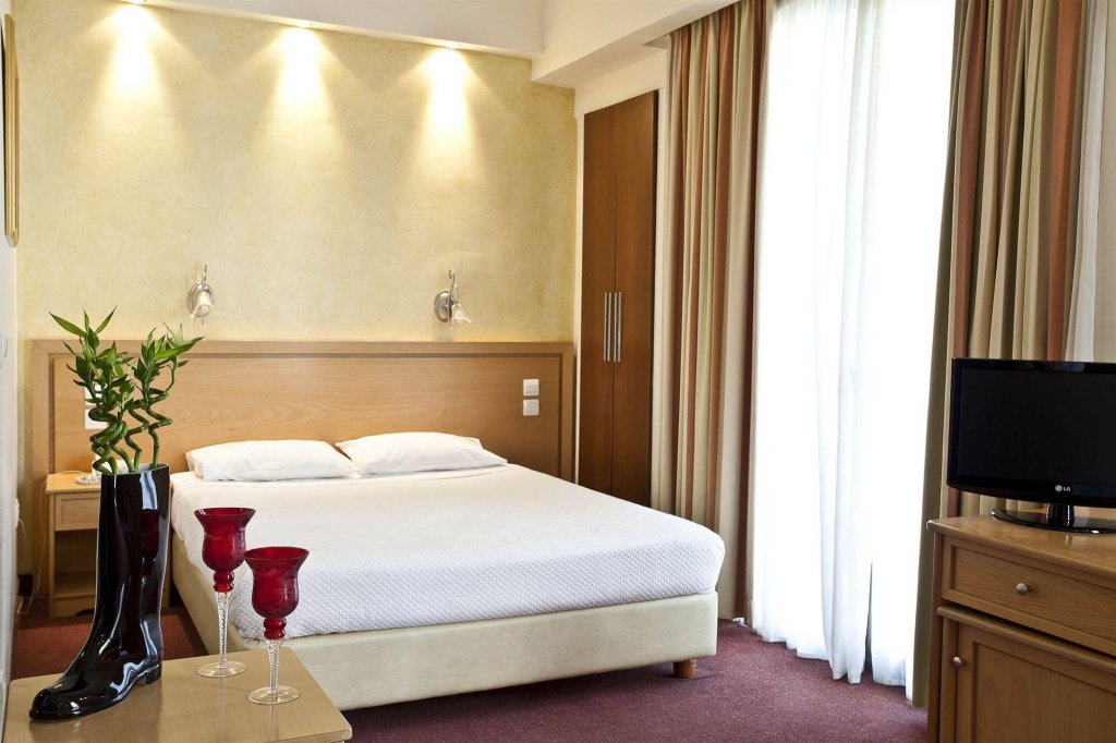 golden city hotel