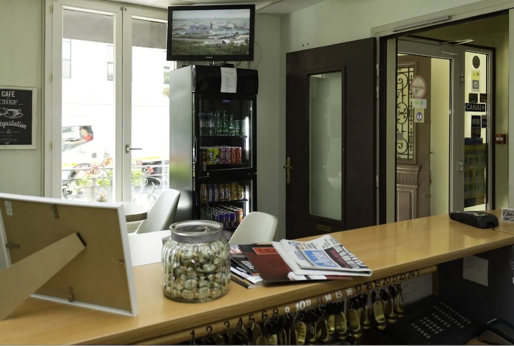 hotel de paris la defense