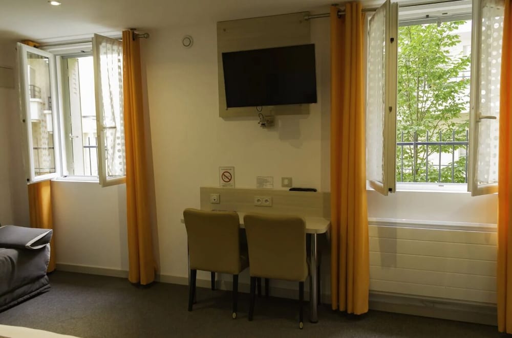 hotel de paris la defense