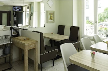 hotel de paris la defense