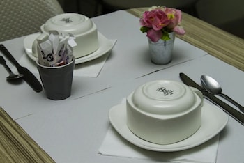 hotel de paris la defense