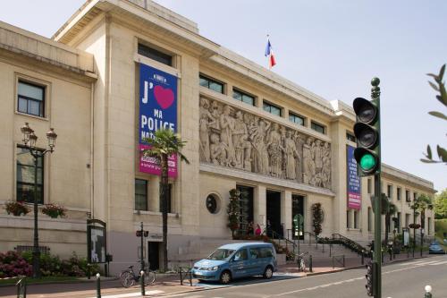 Hotel De Paris La Defense,Hauts-De-Seine>>Aulnay-Sous-Bois,2 star