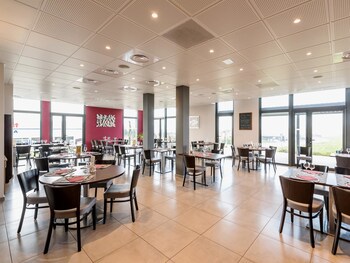 hotel lhorizon restaurant la fougassette