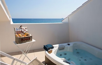 grand hotel des sablettes plage curio collection by hilton