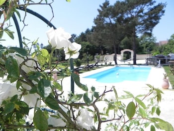 le petit domaine de bois avril