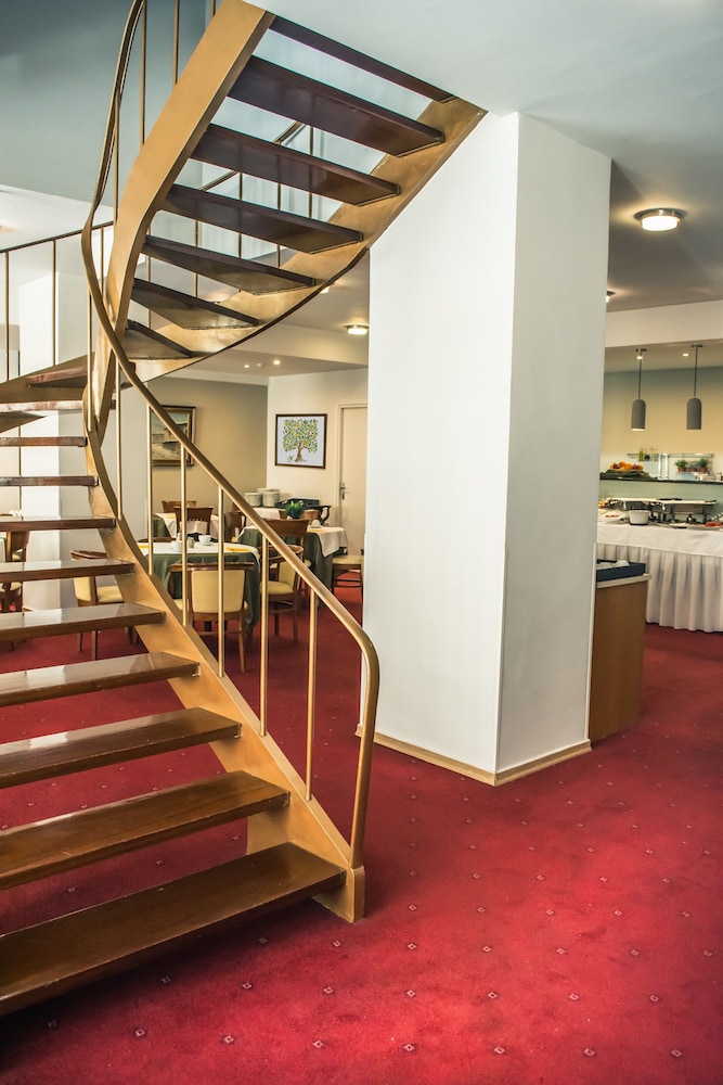 athens odeon hotel