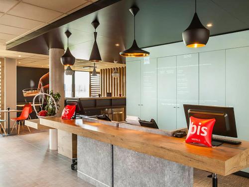 ibis sens hotel