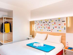 Ibis Styles Guyancourt Versailles,Paris>>Guyancourt,3 star