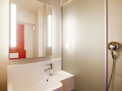 bandb hotel paris est bobigny