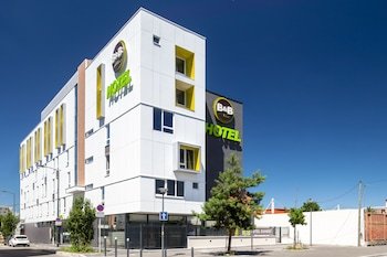bandb hotel paris est bobigny