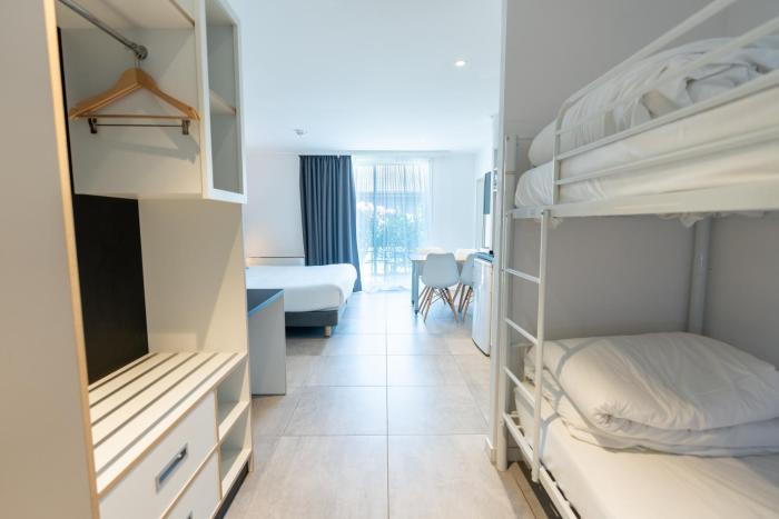 kyriad residence cabries