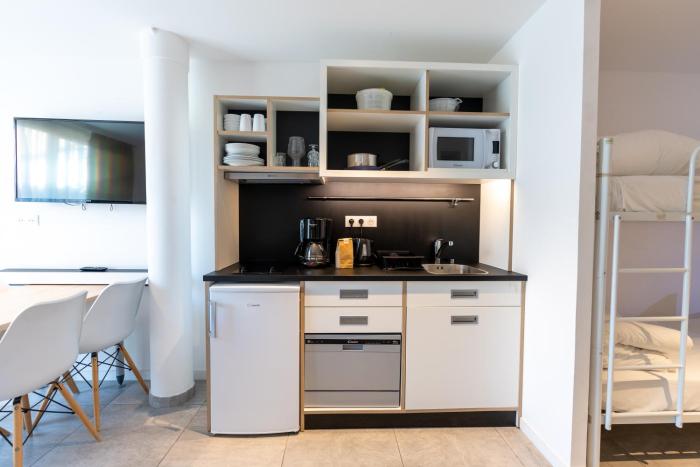 kyriad residence cabries