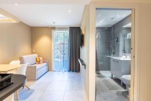 kyriad residence cabries