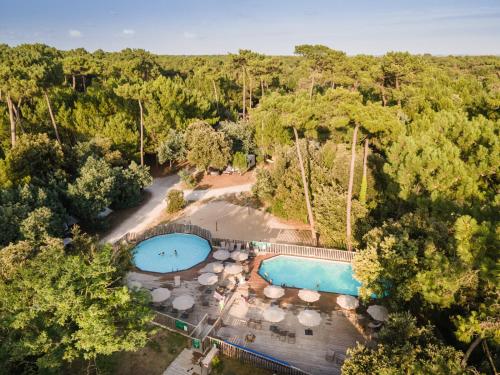 camping huttopia oleron les pins