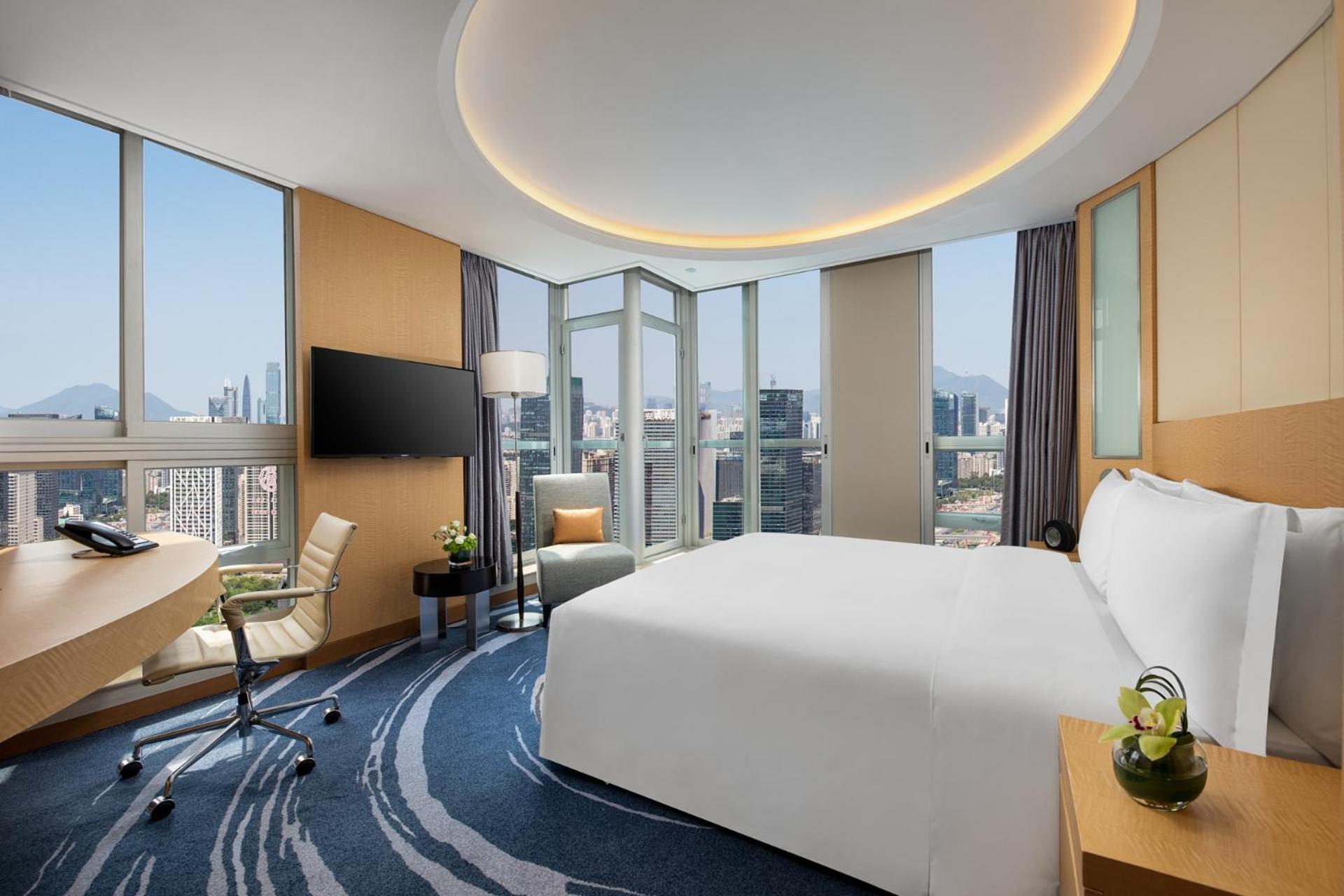 crowne plaza shenzhen futian by ihg