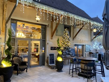 Domaine De Suzel,Isère>>Bourgoin-Jallieu,4 star