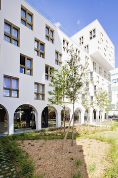 residhome paris gare de lyon jacqueline de romilly