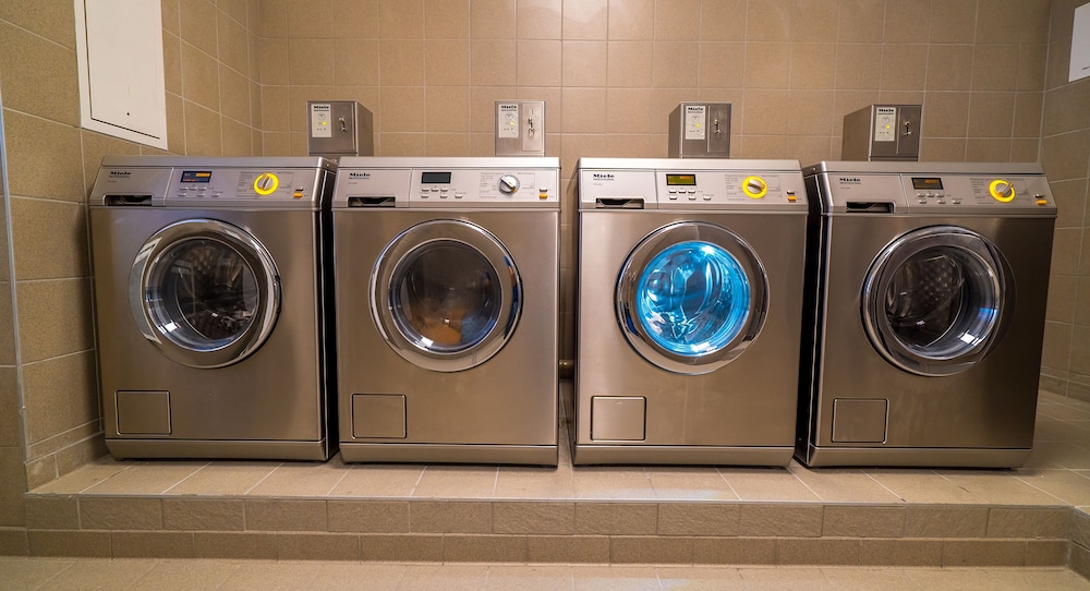 all suites appart hotel bordeaux marne