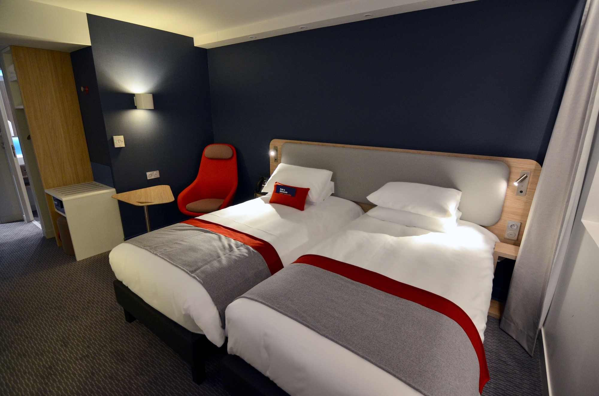 holiday inn express paris cdg airport by ihg