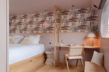 la peniche bed and bicycle aigues mortes