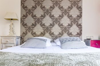 Le Mas Des Roches,Bouches-Du-Rhône>>Aix-En-Provence,5 star