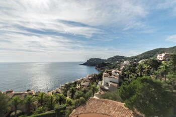 hotel club port la galere