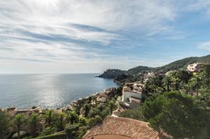 hotel club port la galere