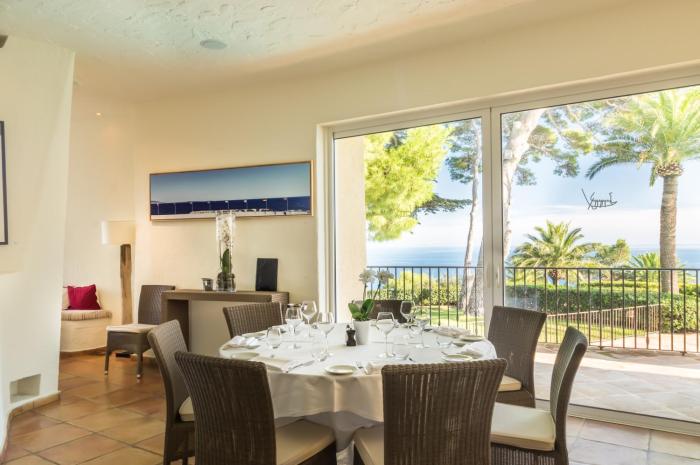 hotel club port la galere