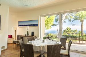 hotel club port la galere