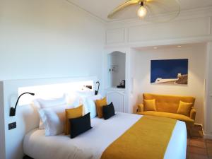 hotel club port la galere
