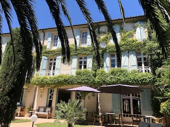 Le Jardin D'homps,Near Homps Cathedral,3 star