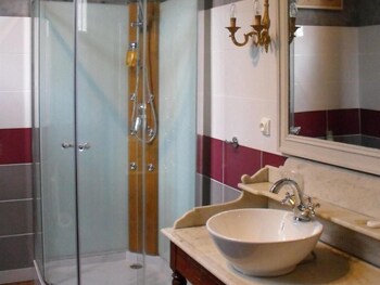 Chateau De Montbrault (Adults Only),Fougeres>>Fleurigne,3 star