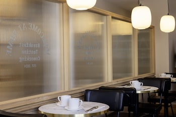 Bijou Hotel Paris Boulogne,,3 star