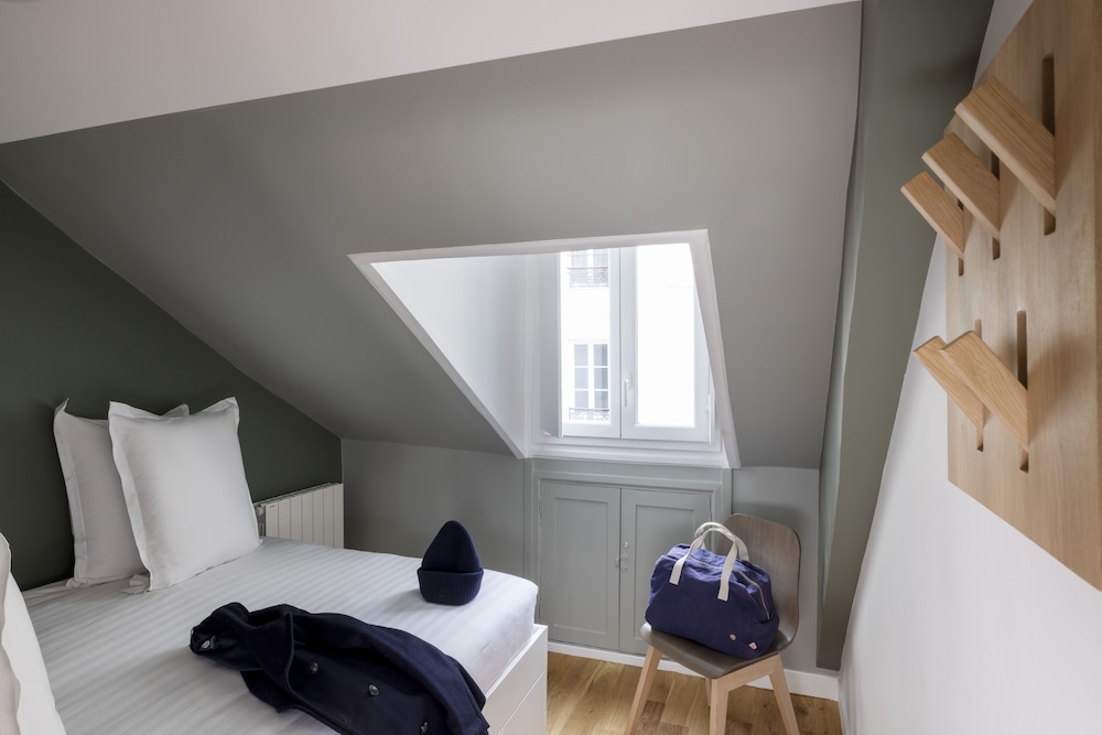 yuna blanche serviced apartments