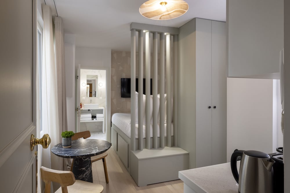 yuna blanche serviced apartments