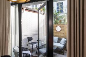 yuna blanche serviced apartments