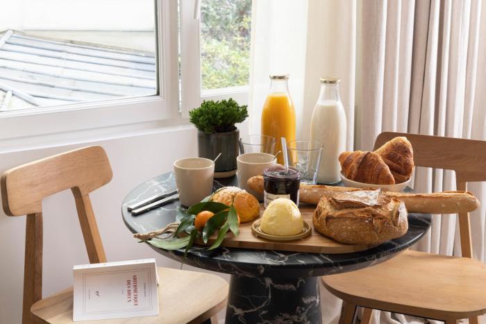 yuna blanche serviced apartments