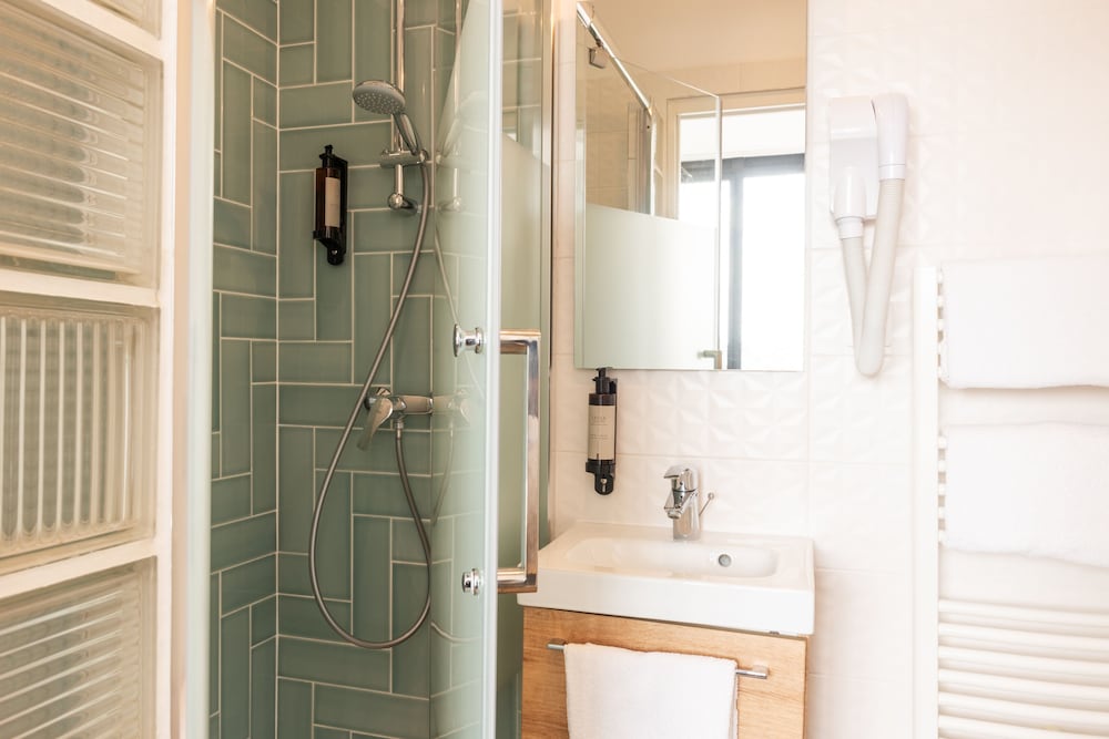 hotel terre neuve